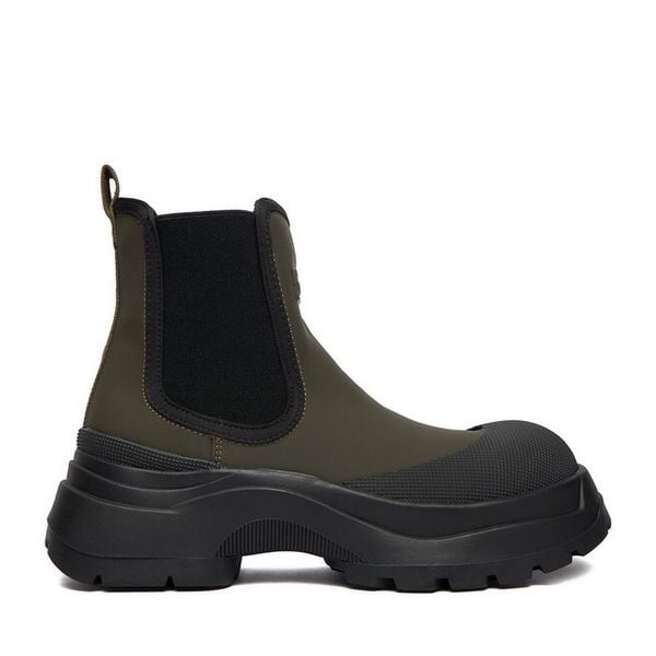 Sztyblety Hunter. Brązowe botki Hunter, bez wzorów, bez obcasa, na płaskiej podeszwie, bez zapięcia. Za 329.99 zł.