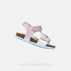 Sandały GEOX B SANDAL CHALKI Wielokolorowy. Niebieskie sandały Geox, bez wzorów, z syntetyku, bez obcasa, bez zapięcia. Za 189.99 zł.