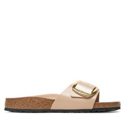 Klapki Birkenstock. Brązowe klapki Birkenstock, bez wzorów, ze lnu, bez obcasa. Za 629.99 zł.
