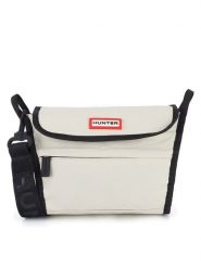Hunter Saszetka HTR-K-006-06 Beżowy. Brązowe torby na ramię Hunter, bez wzorów, z materiału, bez dodatków. Za 89.99 zł.