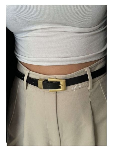 Lucky Bees Pasek w kolorze czarnym - dł. 100 cm rozmiar: onesize. Czarne paski Lucky Bees, bez wzorów, z materiału. Za 57.20 zł.