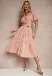 Różowa Sukienka Wiązana w Talii z Plisowaniem na Dole Dorseki. Czerwone sukienki Renee, l, bez wzorów, eleganckie, bez kołnierzyka, bez ramiączek, midi, kopertowe. Za 44.99 zł.
