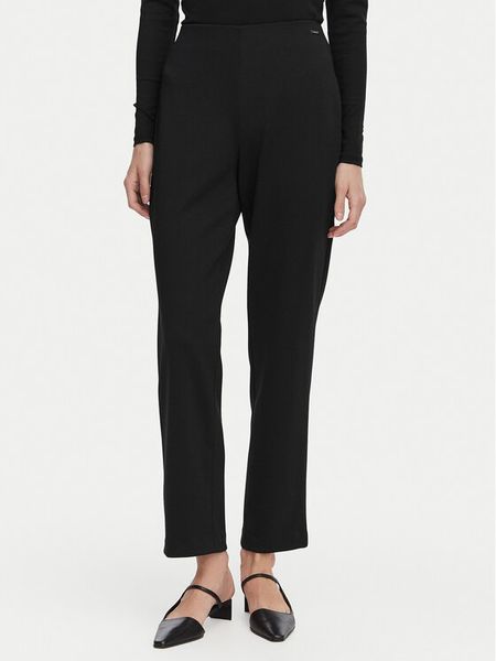 Calvin Klein Spodnie materiałowe LV044F659G Czarny Straight Fit. Czarne spodnie materiałowe Calvin Klein, xxs, bez wzorów, z materiału. Za 388.99 zł.