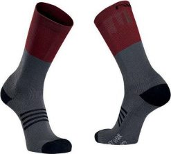 Skarpetki Northwave Extreme Pro High. Szare skarpety Northwave, bez wzorów. Za 153.50 zł.