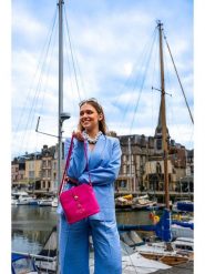 Victor & Hugo Paris Torebka "Elise" w kolorze różowym - 22 x 23 x 13 cm rozmiar: onesize. Różowe torby na ramię Victor & Hugo Paris, bez wzorów, z materiału, na ramię, bez dodatków. Za 260.99 zł.