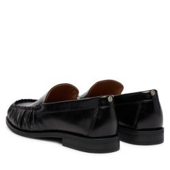 Lordsy BOSS. Czarne lordsy Boss, bez wzorów, bez obcasa, bez zapięcia. Za 869.99 zł.