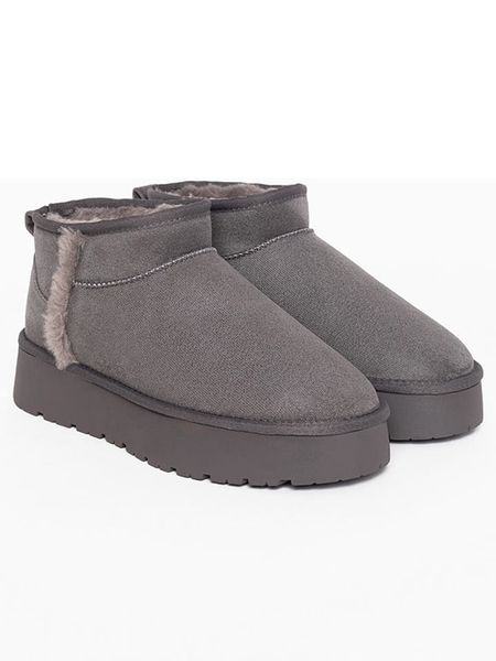 ISLAND BOOT Botki "Izia" w kolorze szarym rozmiar: 40. Szare botki Island Boot, bez wzorów, z materiału, bez obcasa, na platformie, bez zapięcia. Za 165.99 zł.