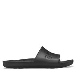 Klapki Crocs. Czarne klapki Crocs, bez wzorów, bez obcasa. Za 119.99 zł.
