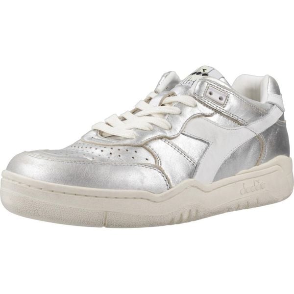 Buty DIADORA HERITAGE METAL WN Srebrny. Szare trekkingi Diadora, ze skóry, trekkingowe. Za 722.99 zł.