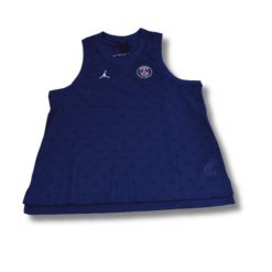 Koszulka Air Jordan x Paris Saint Germain Mesh Jersey. Niebieskie bluzki Jordan, bez wzorów, z jersey, sportowe, bez kołnierzyka, bez ramiączek. Za 298.55 zł.