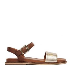 Sandały U.S. Polo Assn. Żółte sandały U.S. Polo Assn., bez wzorów, bez obcasa, na płaskiej podeszwie, bez zapięcia. Za 299.99 zł.