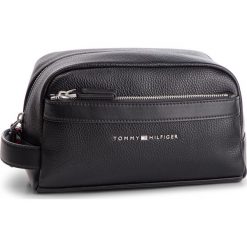 Kosmetyczka TOMMY HILFIGER - Th Downtown Washbag AM0AM04577 002. Kufry i kosmetyczki TOMMY HILFIGER. Za 299.00 zł.