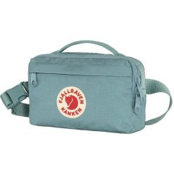 Saszetka Fjallraven Kanken Hip Pack - sky blue. Niebieskie torby na ramię Fjällräven, bez wzorów, z materiału, bez dodatków. Za 219.00 zł.