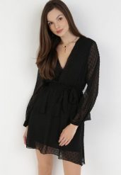 Czarna Sukienka Sharpblaze. Czarne sukienki Born2be, m, bez wzorów, z materiału, bez kołnierzyka, bez ramiączek, mini, kopertowe. Za 119.99 zł.