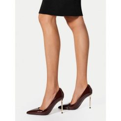 Szpilki Nine West. Brązowe szpilki Nine West, bez wzorów, bez obcasa, na szpilce, bez zapięcia. Za 279.99 zł.