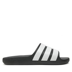Klapki adidas. Białe klapki Adidas, bez wzorów, bez obcasa. Za 109.99 zł.