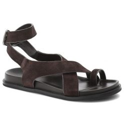 Sandały damskie S.Barski, cholewka ze skóry naturalnej zamszowej pasek wokół kostki płaska podeszwa casualowy styl, brązowe, CR61-3049. Brązowe sandały S.BARSKI, bez wzorów, ze skóry, bez obcasa, na płaskiej podeszwie, bez zapięcia. Za 279.00 zł.