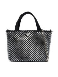 Guess Torebka Tasmin Mini HWRY99 31750 Czarny. Czarne torebki klasyczne Guess, z aplikacjami, z materiału, bez dodatków. Za 659.99 zł.