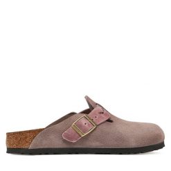 Klapki Birkenstock. Czerwone klapki Birkenstock, bez wzorów, bez obcasa. Za 719.99 zł.