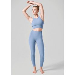 Legginsy Damskie Fitness Casall Bezszwowe z Wysokim Stanem. Niebieskie legginsy Casall, bez wzorów, z podwyższonym stanem. Za 329.99 zł.