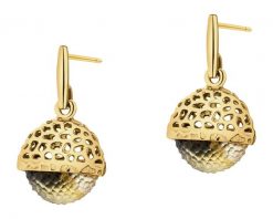 Kolczyki srebrne z bursztynem. Szare kolczyki Apart, z bursztynem, pozłacane. Za 519.00 zł.