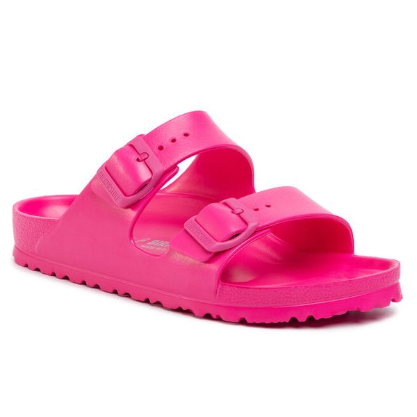 Klapki Birkenstock. Czerwone klapki Birkenstock, bez wzorów, bez obcasa. Za 249.99 zł.