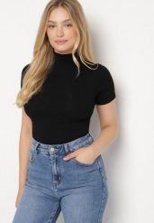 Czarny Dopasowany T-shirt z Wiskozy z Golfem Isovera. Czarne golfy Born2be, m, z aplikacjami, z materiału, bez ramiączek. Za 49.99 zł.