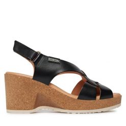 Sandały Pikolinos. Czarne sandały Pikolinos, bez wzorów, bez obcasa, na koturnie, bez zapięcia. Za 519.99 zł.