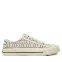 Trampki Guess. Szare trampki Guess, z aplikacjami, bez zapięcia. Za 289.99 zł.