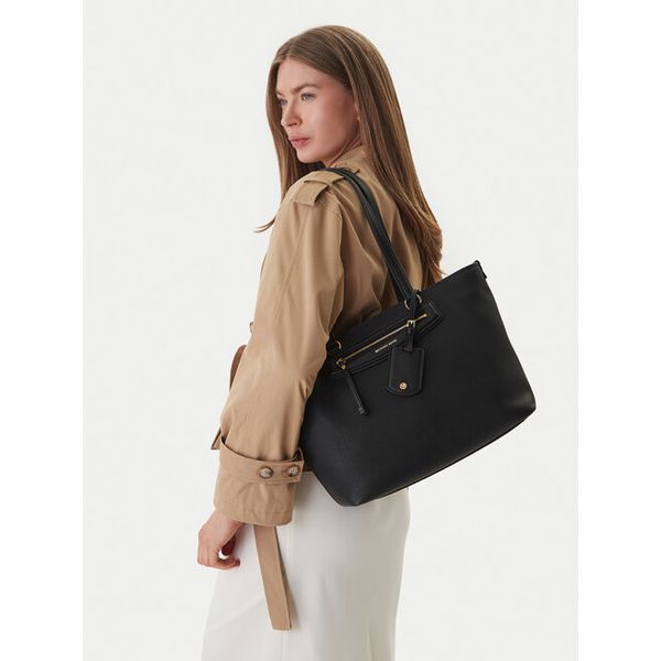 Torebka MICHAEL Michael Kors. Czarne shopper MICHAEL Michael Kors, bez wzorów, bez dodatków. Za 762.99 zł.