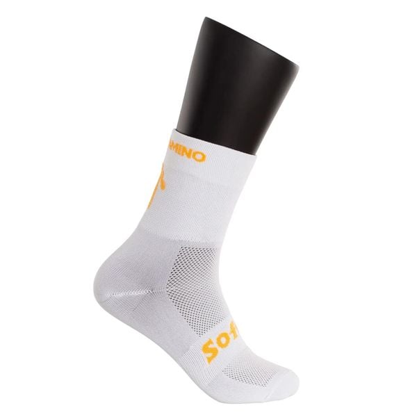 Skarpetki Softee Buen Camino. Białe skarpety SOFTEE, bez wzorów, z materiału. Za 122.99 zł.