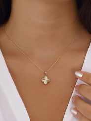 Nakkash Pozłacany naszyjnik z elementem ozdobnym - dł. 42 cm rozmiar: onesize. Żółte naszyjniki Nakkash, metalowe. Za 43.99 zł.