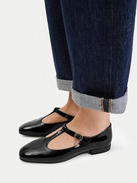 Lasocki Baleriny CEO-RST-ROMI-103 Czarny. Czarne baleriny Lasocki, bez wzorów, z lakierowanej skóry, bez obcasa. Za 169.99 zł.