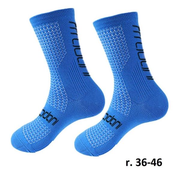 Skarpetki rowerowe unisex madani Flamingo. Niebieskie skarpety MADANI, bez wzorów, z materiału. Za 5.00 zł.