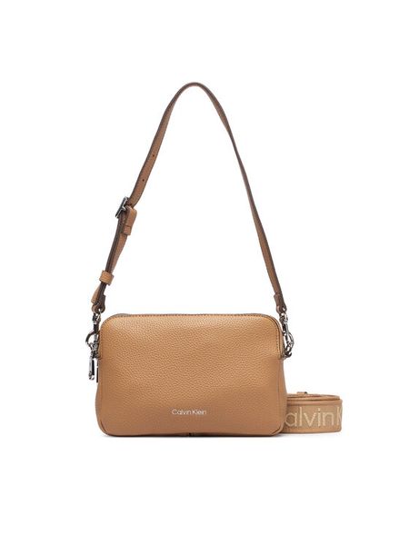 Calvin Klein Torebka Webbing 2X Strap Camera Bag LV04F3656G Beżowy. Brązowe listonoszki Calvin Klein, bez wzorów, ze skóry, bez dodatków. Za 368.99 zł.