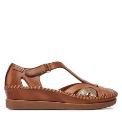 Sandały Pikolinos. Brązowe sandały Pikolinos, bez wzorów, bez obcasa, na płaskiej podeszwie, bez zapięcia. Za 339.99 zł.