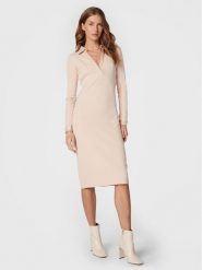 Guess Sukienka codzienna Yasmine W2BK76 K8RT2 Beżowy Slim Fit. Brązowe sukienki Guess, na co dzień, s, z aplikacjami, z wiskozy, bez kołnierzyka, bez ramiączek, proste. Za 439.99 zł.
