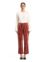 Scotch & Soda Spodnie w kolorze czerwonym rozmiar: W28. Czerwone spodnie materiałowe Scotch & Soda, bez wzorów, z materiału, z podwyższonym stanem. Za 167.28 zł.