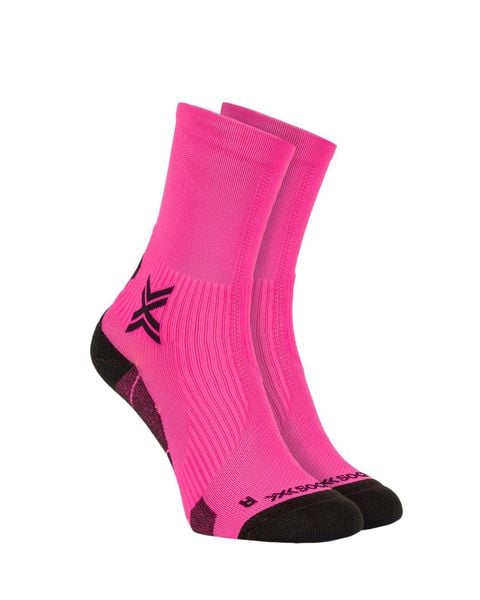Skarpety X-Socks Run Perform Crew Pink. Czerwone skarpety X Socks, bez wzorów. Za 165.00 zł.