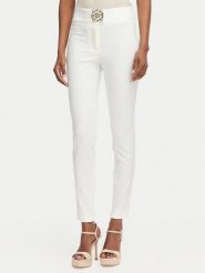 Babylon Spodnie materiałowe W E00057 Kremowy Slim Fit. Białe spodnie materiałowe Babylon, bez wzorów, z materiału. Za 844.99 zł.