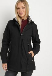 Czarna Kurtka Parka z Kapturem z Ozdobną Wyściółką Tiolara. Czarne kurtki sportowe Born2be, l, bez wzorów, z jeansu, z kapturem, trekkingowe. Za 169.99 zł.