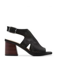 Clarks Skórzane sandały "Siara" w kolorze czarnym na obcasie rozmiar: 37,5. Czarne sandały Clarks, bez wzorów, z otwartym noskiem, bez obcasa, na koturnie, bez zapięcia. Za 154.07 zł.