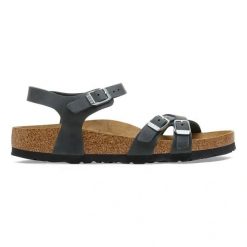 Sandały damskie czarne Birkenstock Kumba FL. Czarne sandały Birkenstock, bez wzorów, z materiału, eleganckie, z otwartym noskiem, bez obcasa, bez zapięcia. Za 449.90 zł.