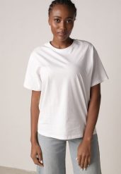 Biały T-shirt z Bawełny Typu Oversize Nedika. Białe t-shirty Born2be, m, bez wzorów, z bawełny, bez kołnierzyka, bez ramiączek. Za 39.99 zł.