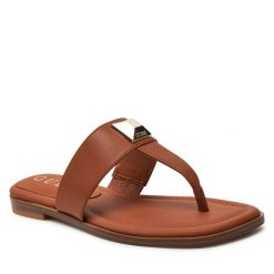 Japonki Guess. Czarne klapki Guess, z aplikacjami, bez obcasa. Za 499.99 zł.