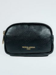 Victor & Hugo Paris Skórzany portfel "Gema" w kolorze czarnym - 15 x 10 x 5 cm rozmiar: onesize. Czarne portfele Victor & Hugo Paris, bez wzorów, z materiału. Za 191.88 zł.