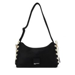 Torebka Karl Lagerfeld Jeans. Czarne torebki klasyczne Karl Lagerfeld Jeans, bez wzorów, z jeansu, bez dodatków. Za 609.99 zł.