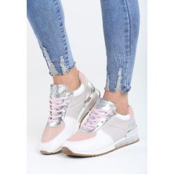 Różowe Buty Sportowe This Is Me. Obuwie sportowe Born2be. Za 69.99 zł.