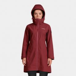 Płaszcz przeciwdeszczowy damski Alpinus Urmia. Czerwone płaszcze Alpinus, na jesień, l, z aplikacjami, z materiału, bez kaptura. Za 399.00 zł.