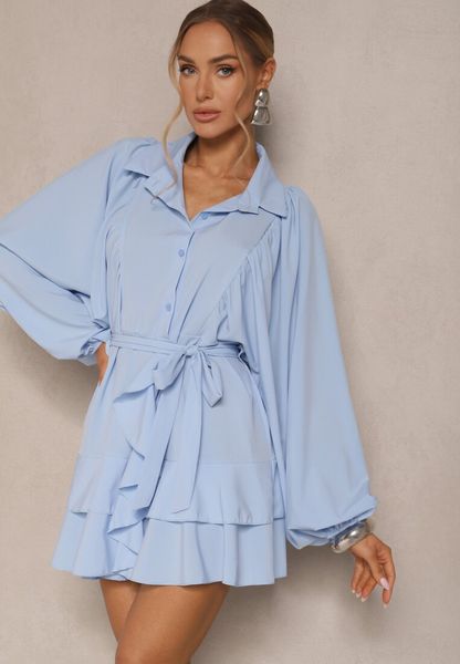 Jasnoniebieska Rozkloszowana Sukienka z Falbanami i Paskiem Divanessa. Niebieskie sukienki Renee, na co dzień, m, bez wzorów, z materiału, bez kołnierzyka, bez ramiączek, mini, proste. Za 79.99 zł.